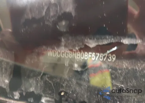 2011 Mercedes-Benz Glk 350 4Matic z USA, uszkodzony, nr VIN WDCGG8HB0BF575739